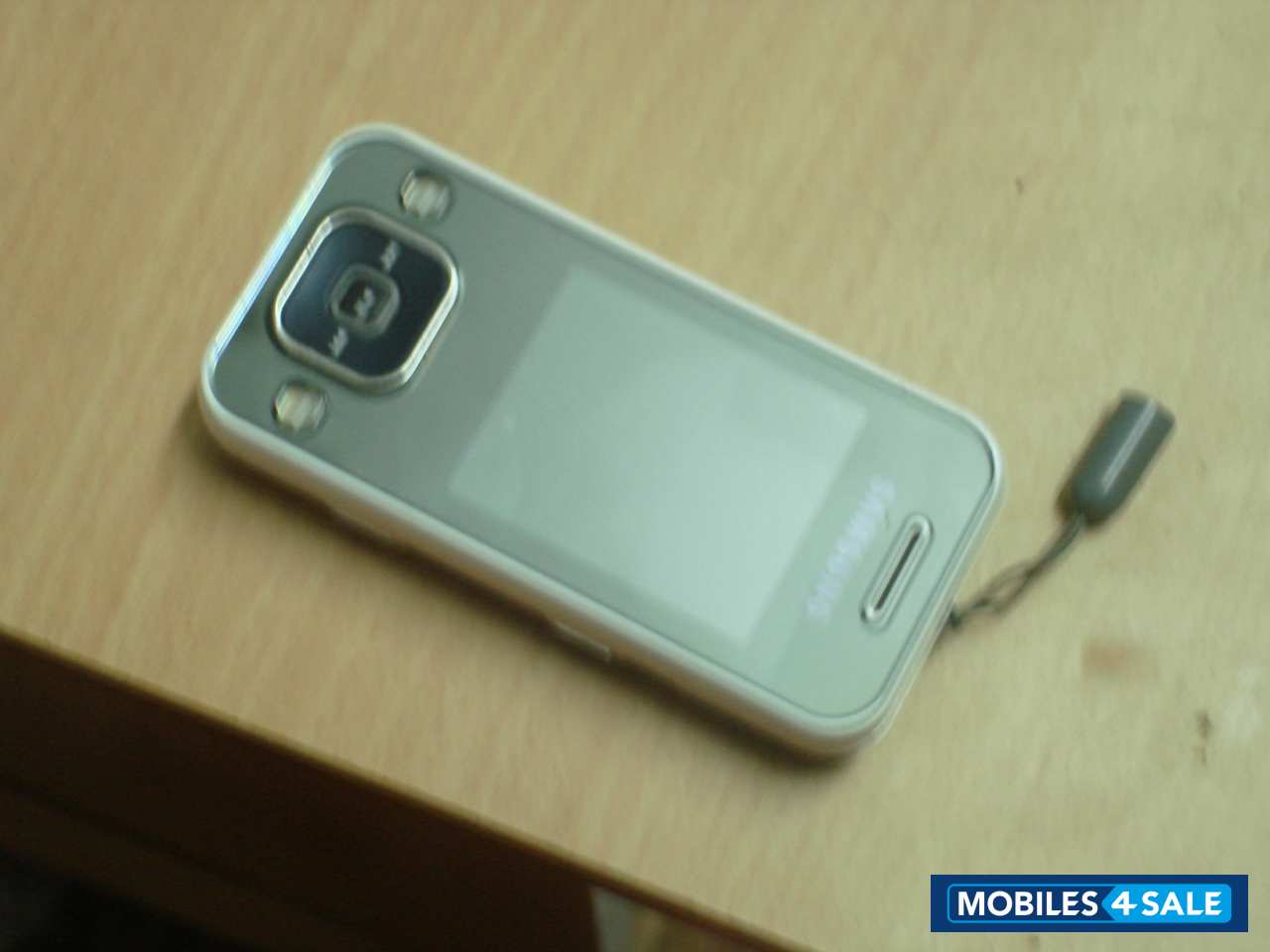White  Samsung SGH-F250