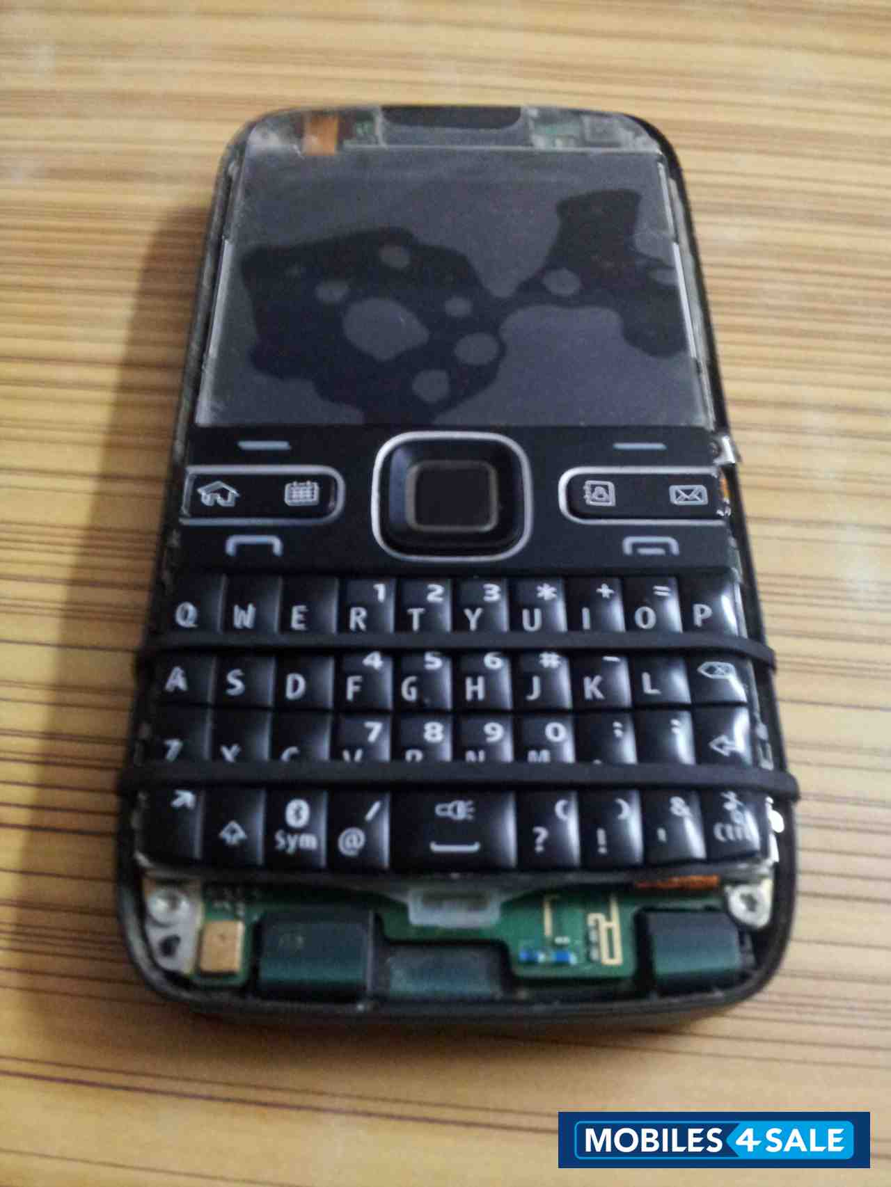 Nokia E72