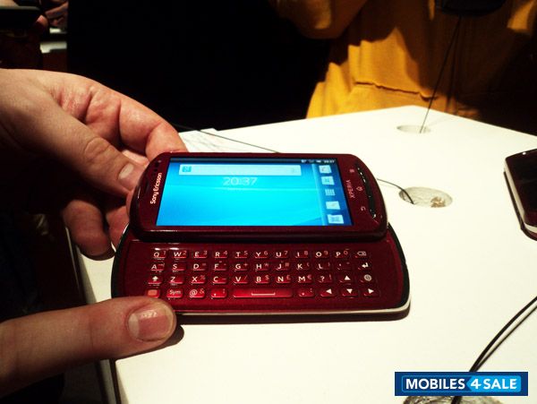 Dark Red Sony Ericsson Xperia pro