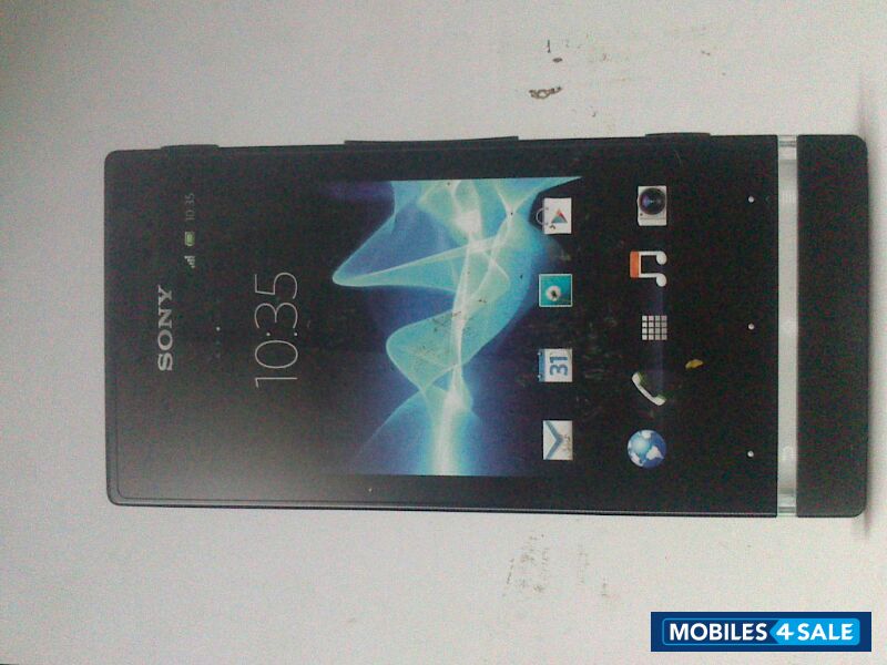 Black Sony Xperia U