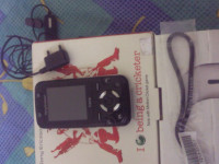 Black Sony Ericsson F305