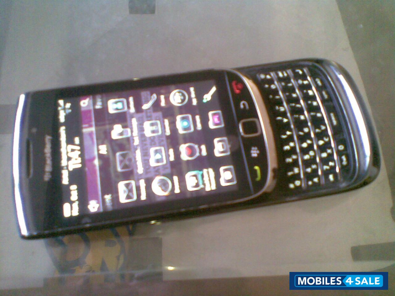 Black BlackBerry Torch 9800 Black BlackBerry Torch 9800