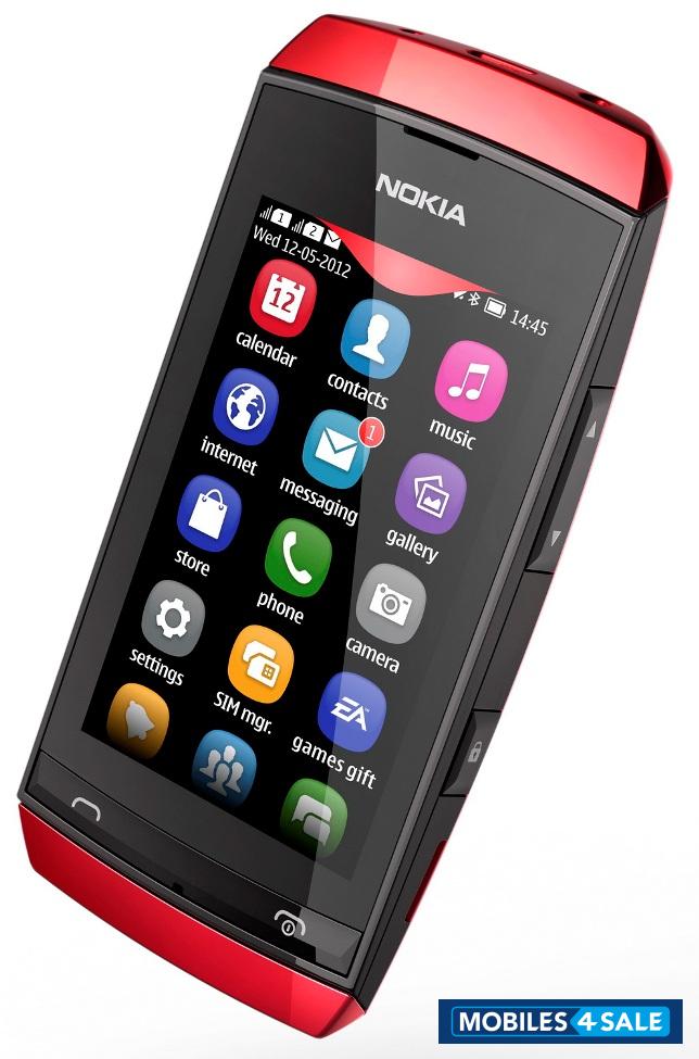 Red Nokia Asha 305