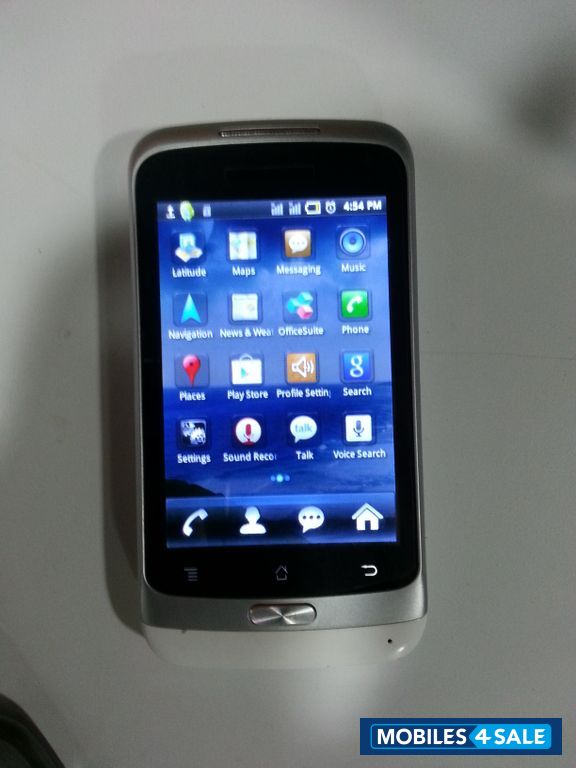 White Karbonn A7 Android Smart Phone
