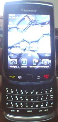 Black BlackBerry Torch 9810