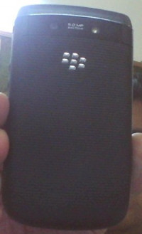 Black BlackBerry Torch 9810