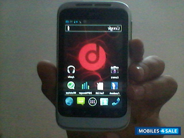 White HTC Wildfire S