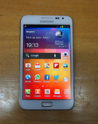 White Samsung Galaxy Note