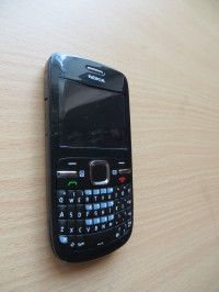 Black Nokia C3