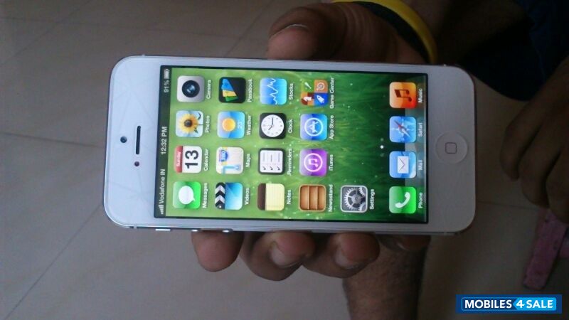 White(64gb) Apple iPhone 5