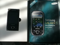 Black Samsung GT-series GT-I5503