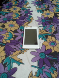 White Sony Xperia M