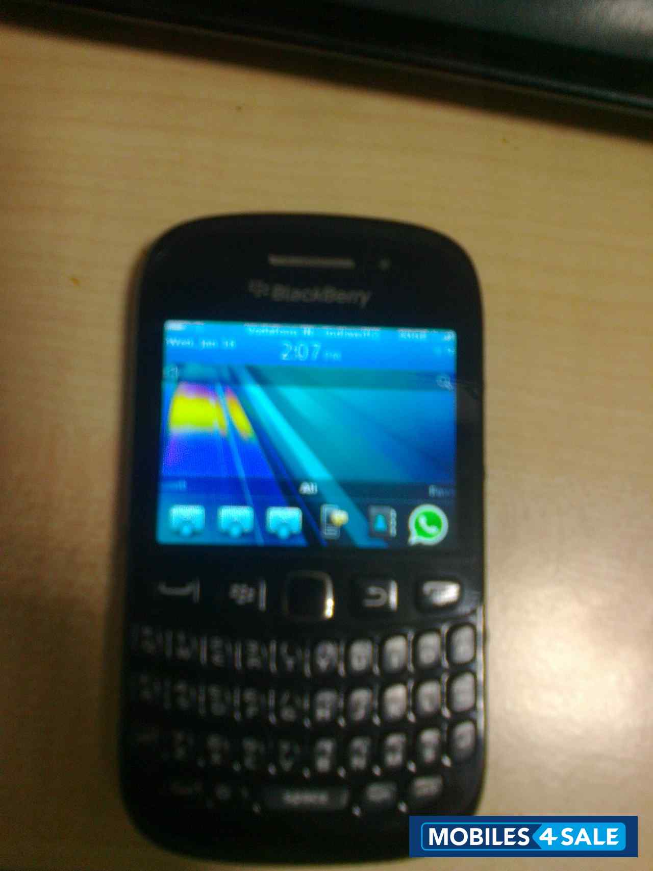 Black BlackBerry Curve 9220
