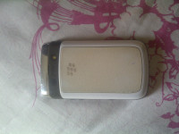 White BlackBerry bold 3 9780