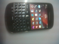 Black BlackBerry Bold 9900