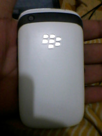 White BlackBerry Curve 9220