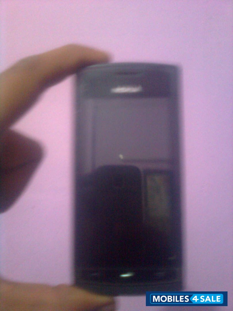 Black Nokia 500