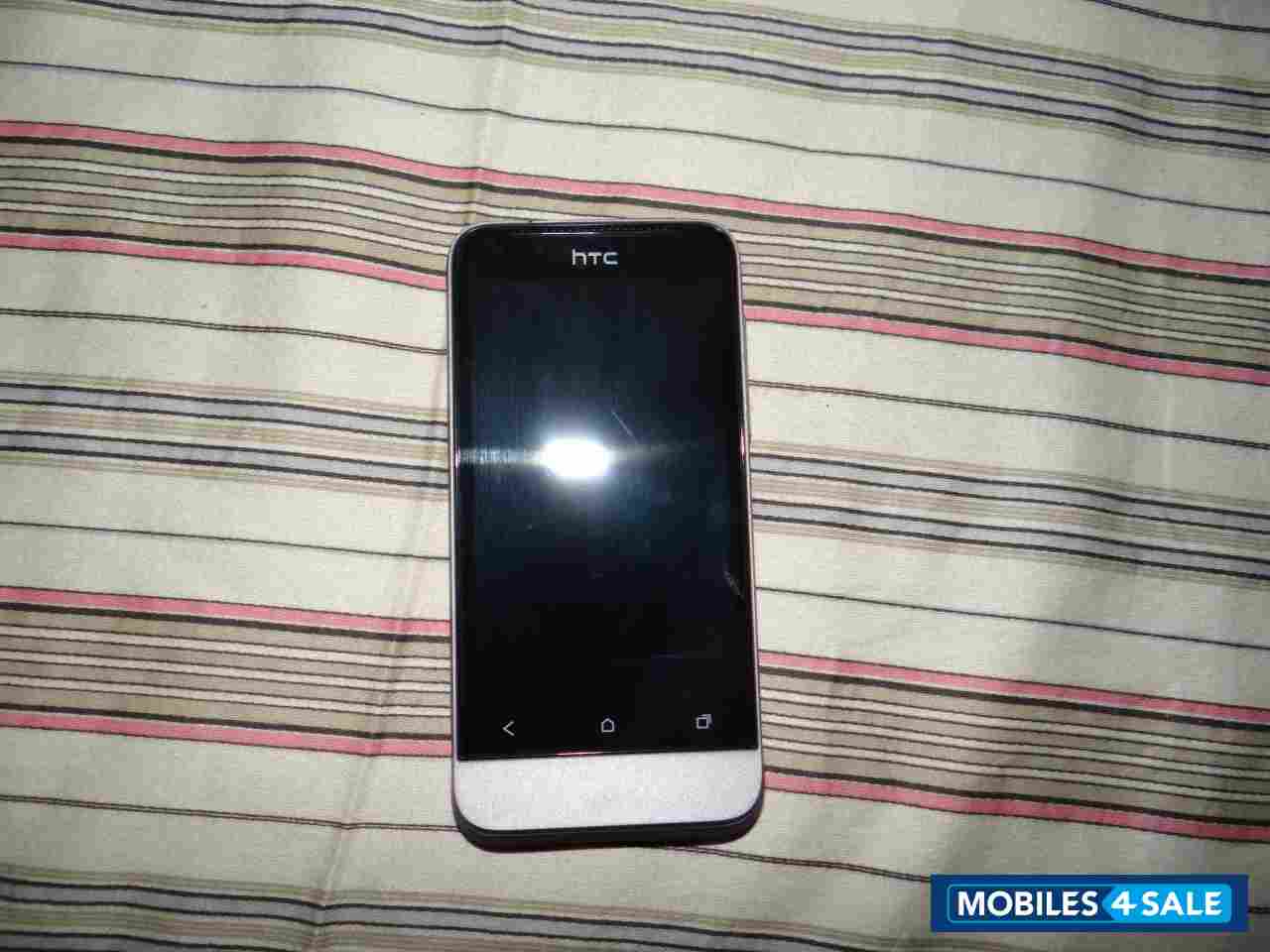 Metallic Silver HTC One V Metallic Silver HTC One V