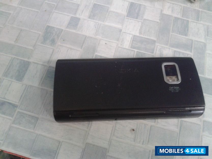 Black Nokia X6 Black Nokia X6