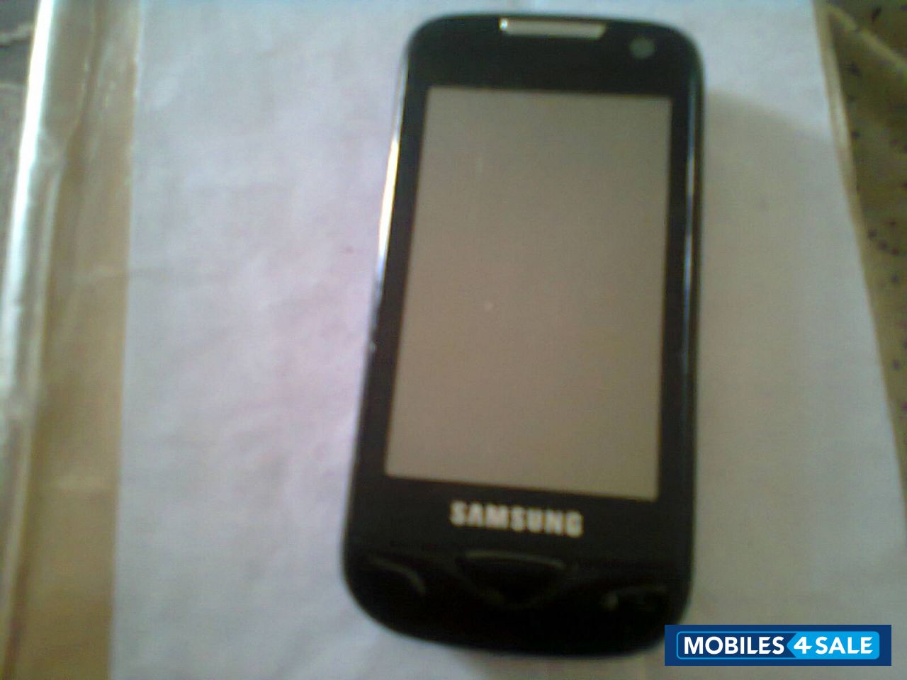 Black Samsung B7722