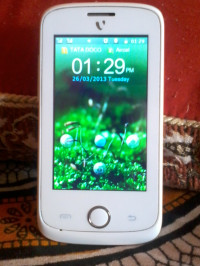 White Videocon  V1580