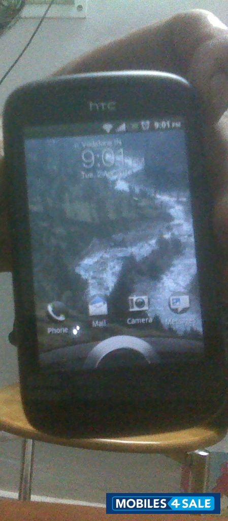Black HTC Explorer