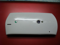 White Sony Ericsson Xperia neo V