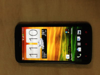 Black HTC One X Plus