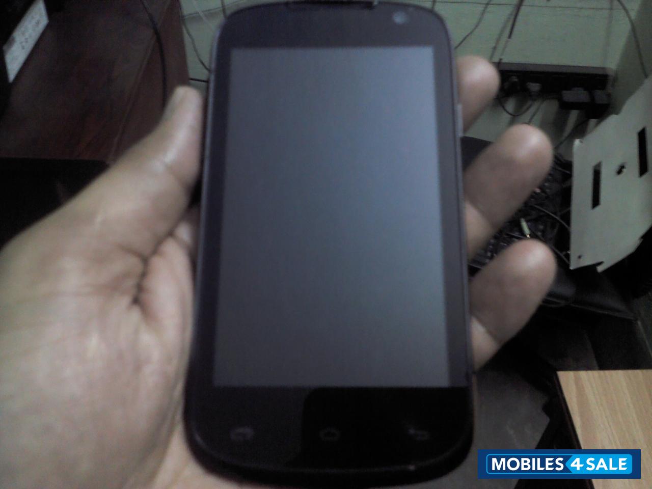 Black Xolo A500