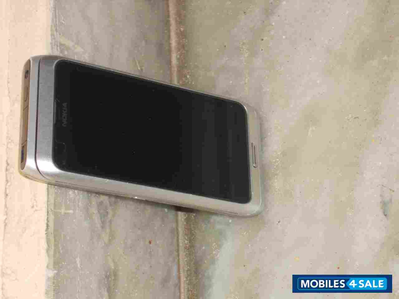 Grey Nokia E7-00 Grey Nokia E7-00