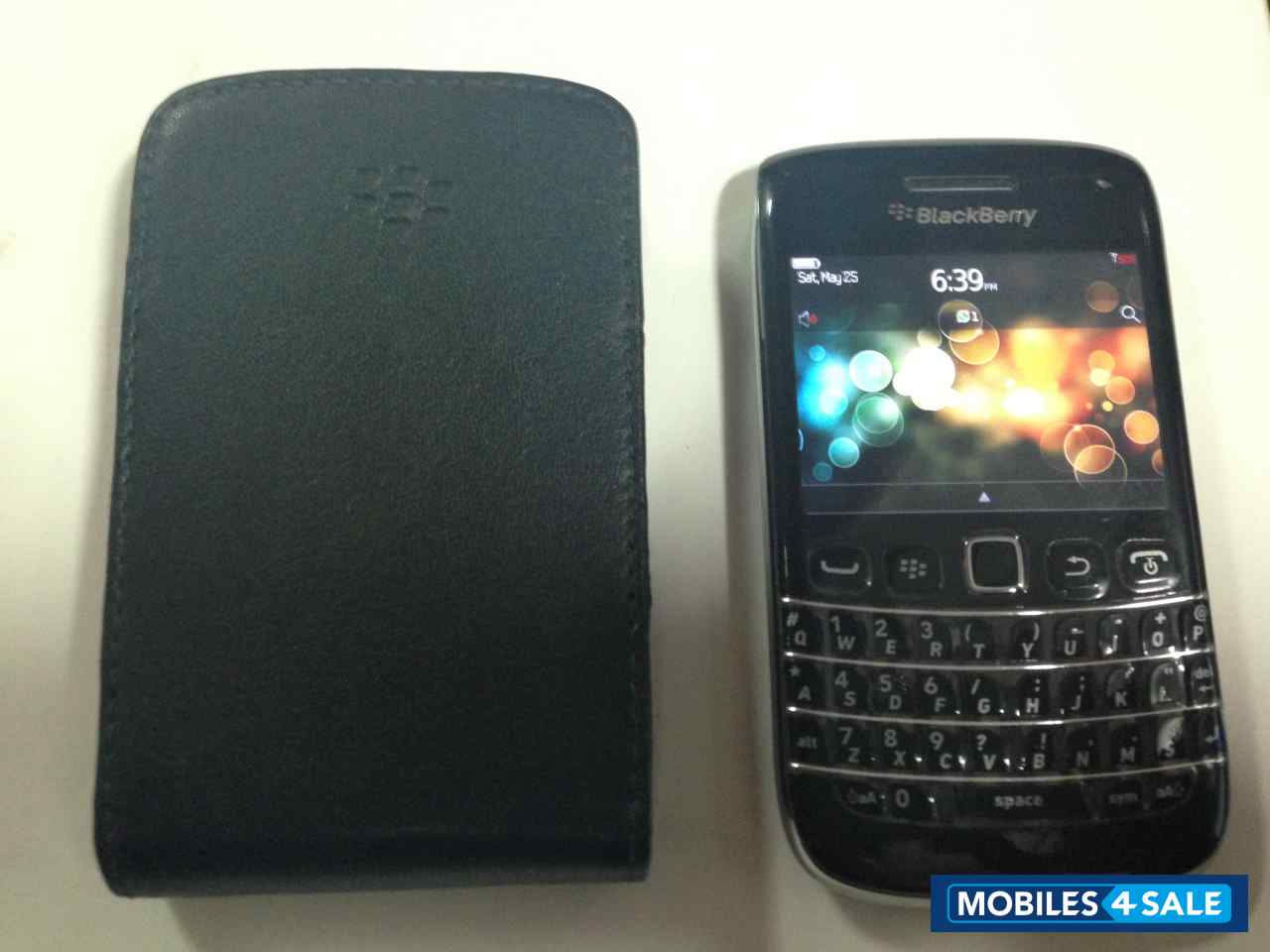 Black BlackBerry Bold 9790