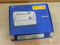 White Nokia C6