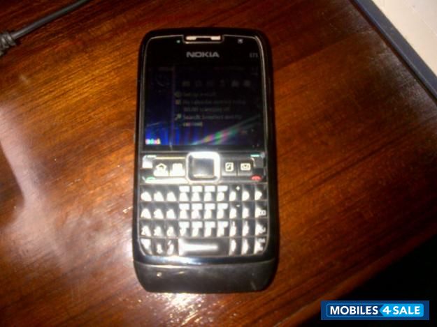 Black Nokia E71