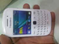 White BlackBerry Curve 9220