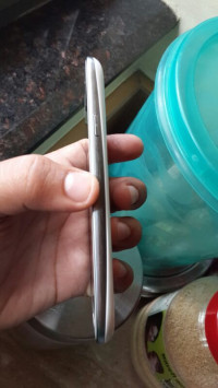 White Samsung Galaxy S3