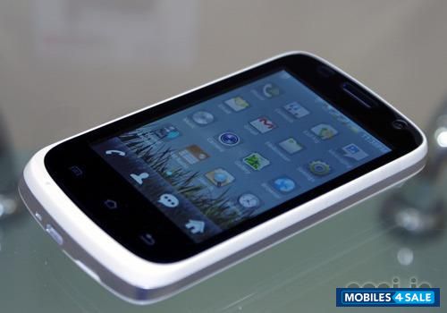 White Karbonn A1 Plus