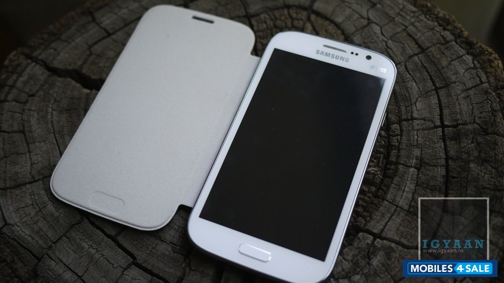 White Samsung Galaxy Grand GT-I9082