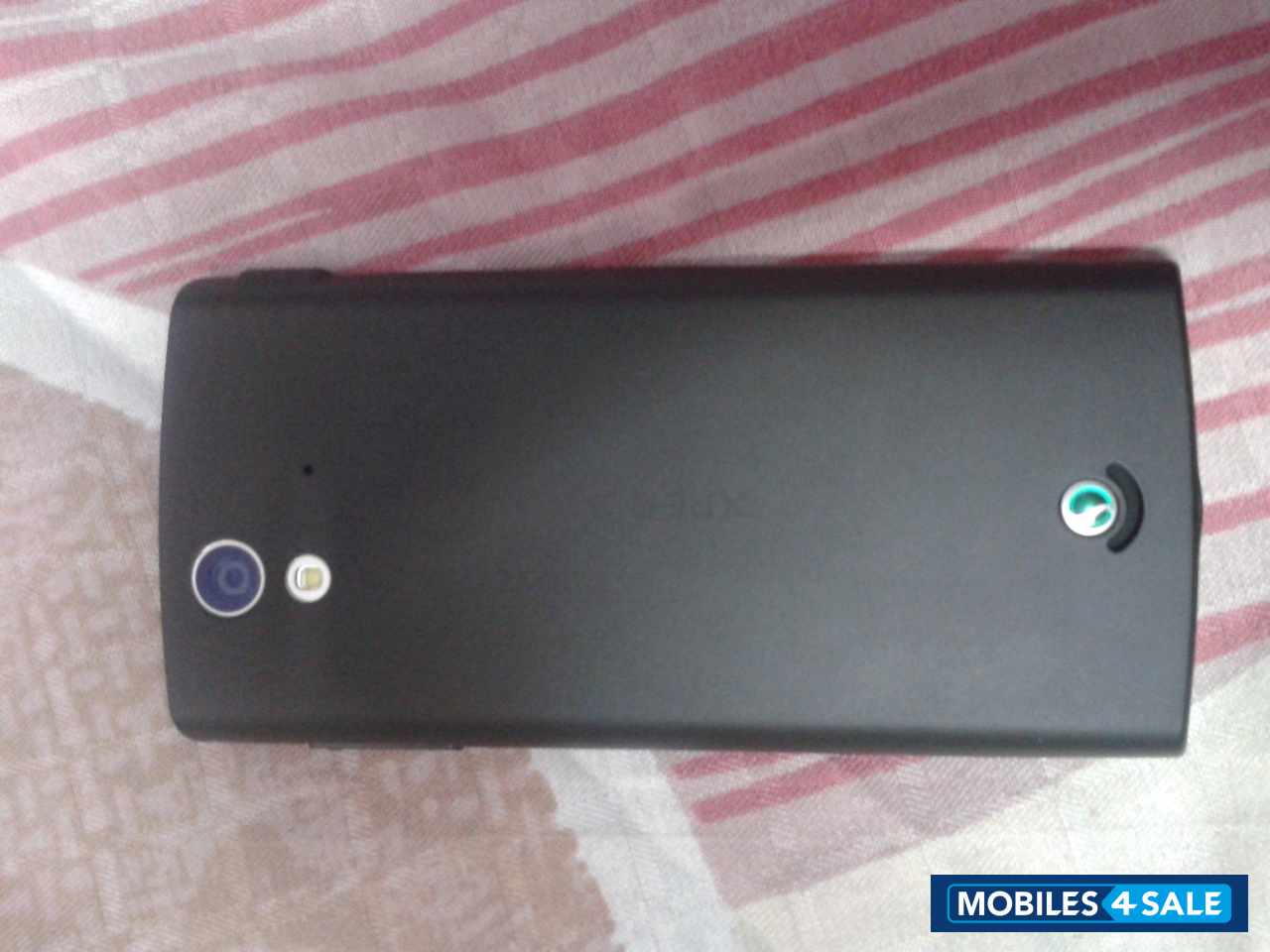 Black Sony Xperia ray Black Sony Xperia ray