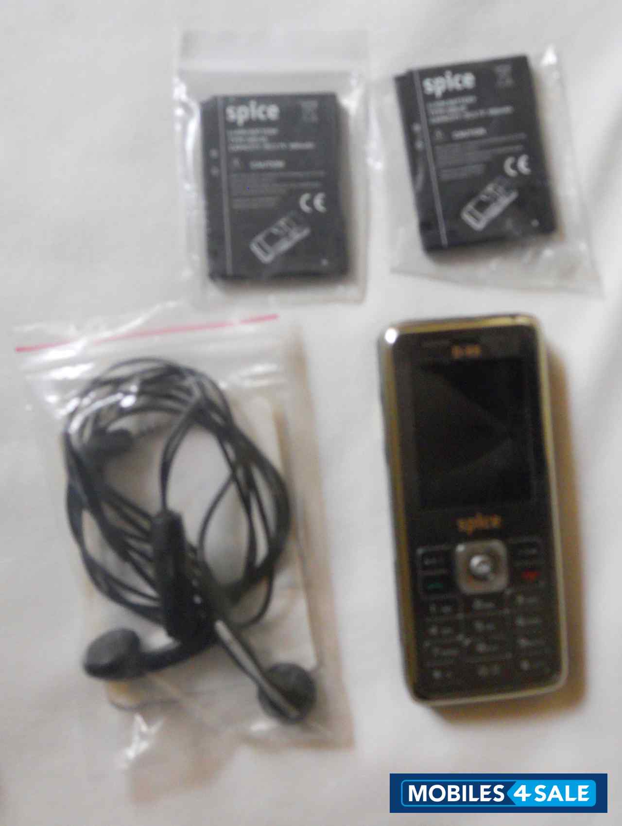 Gold Border, Black Pannel Spice D-series D-88