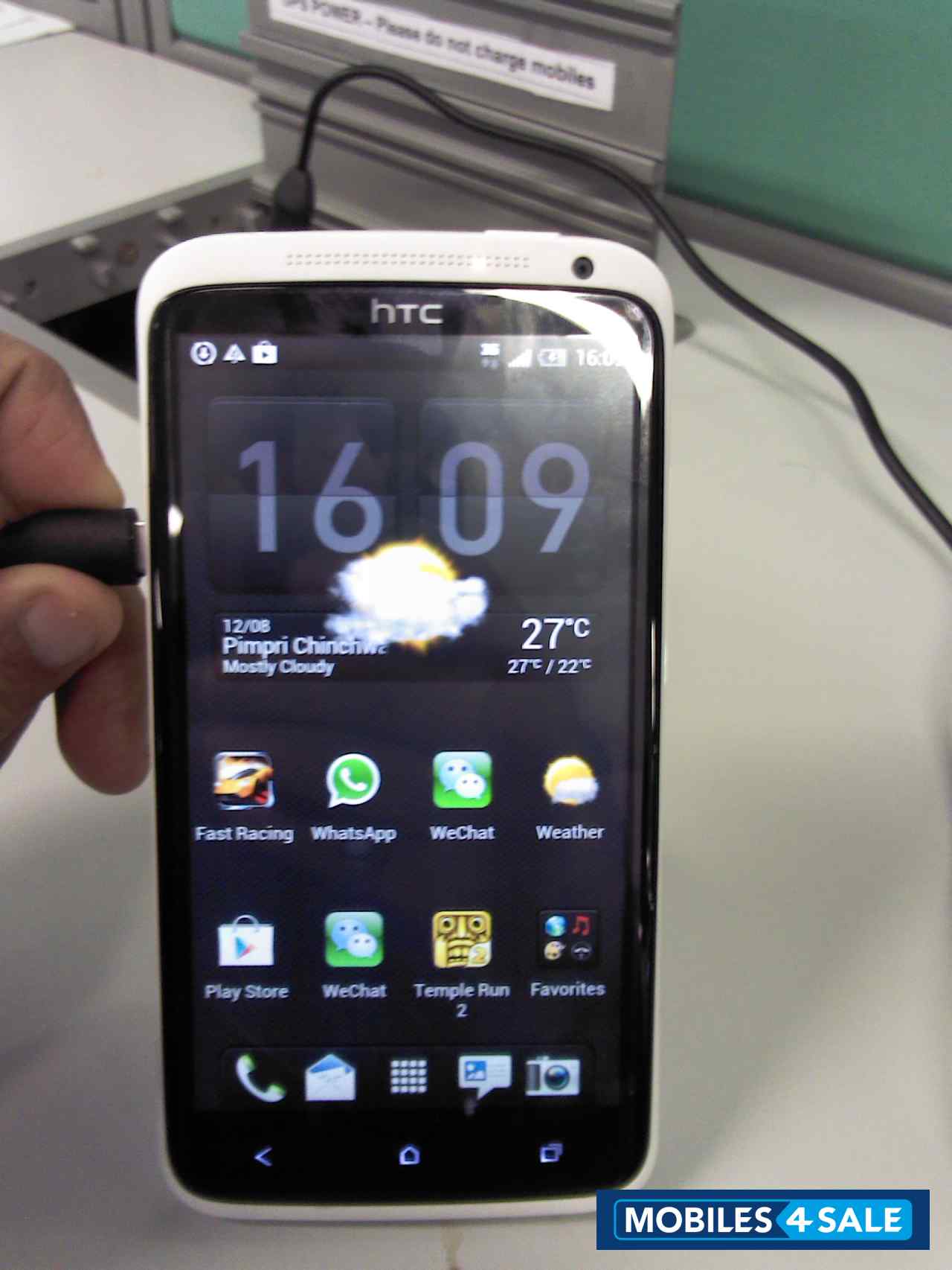 White HTC One X