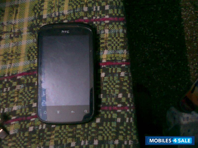 Black HTC Explorer