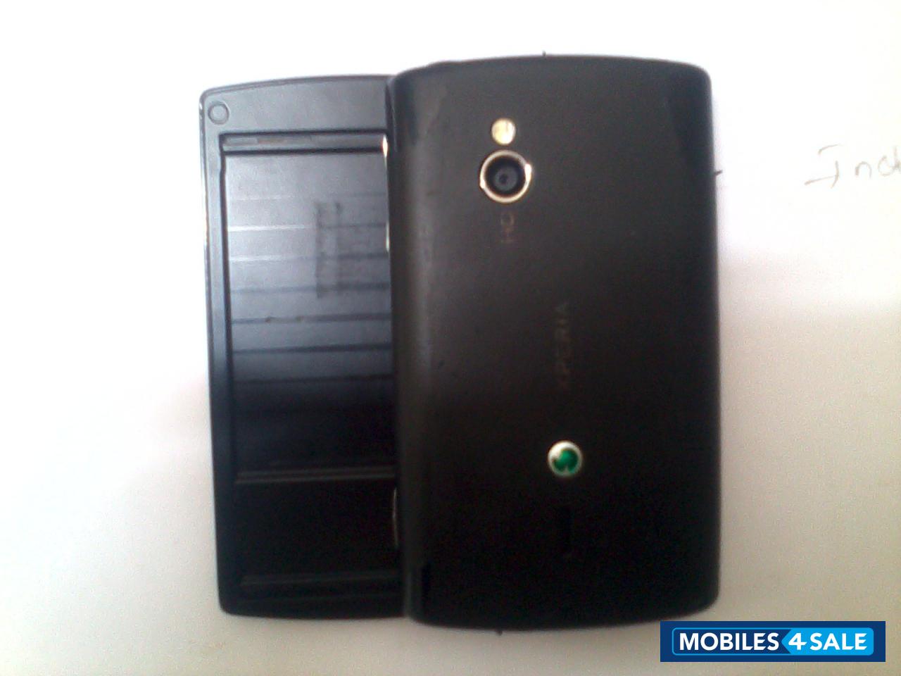 Black Sony Ericsson Xperia mini pro