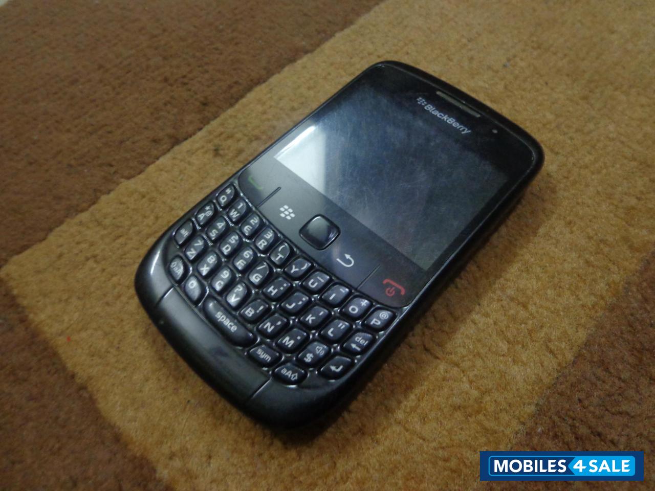 Black BlackBerry Curve 8520
