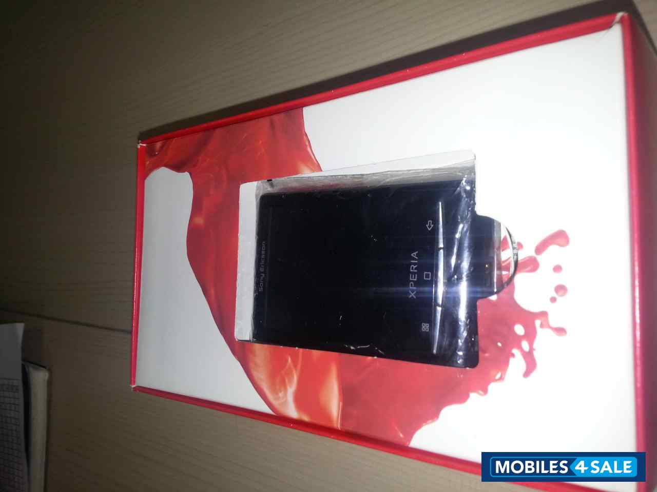 Black And Silver Sony Ericsson Xperia mini