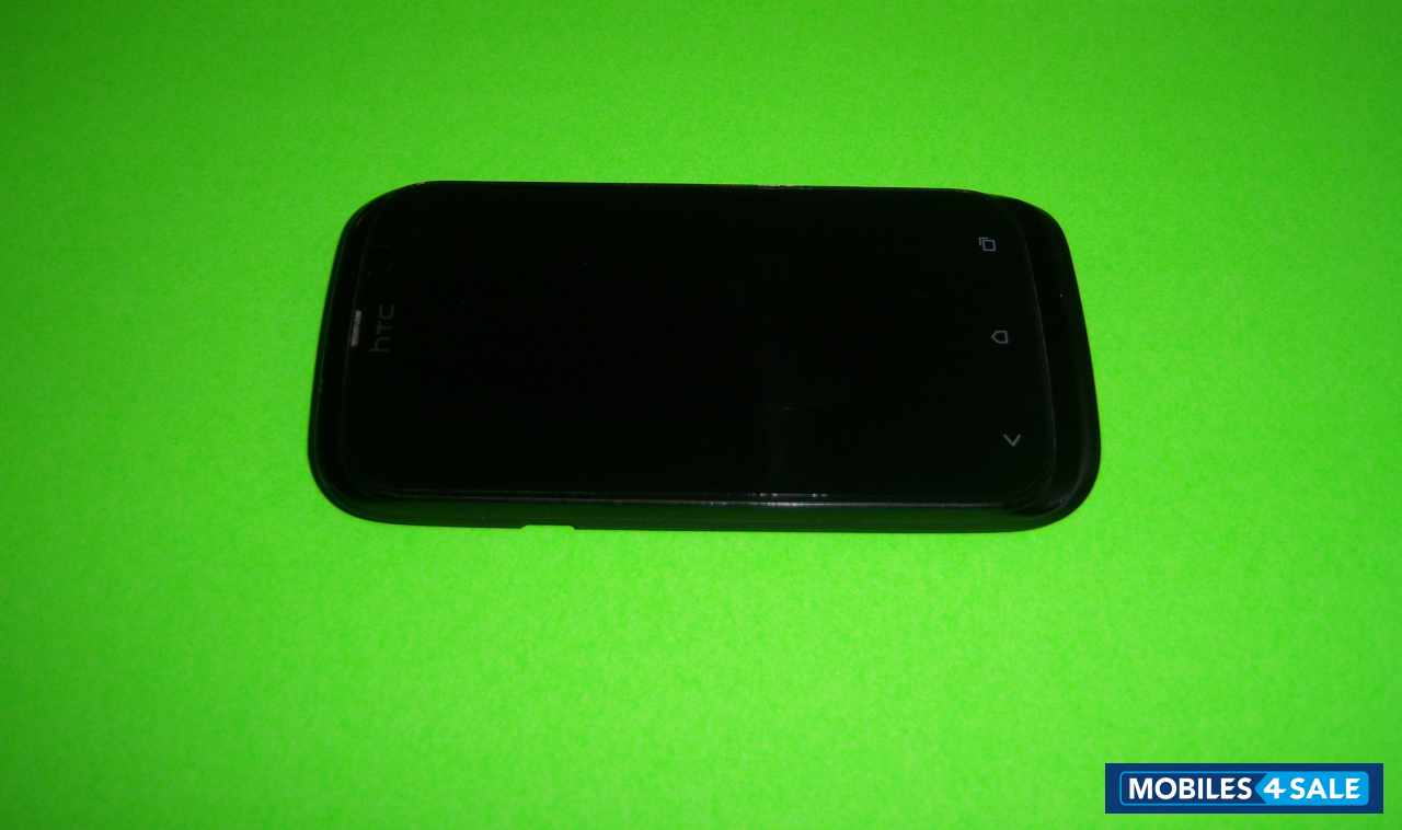 Black HTC Desire V