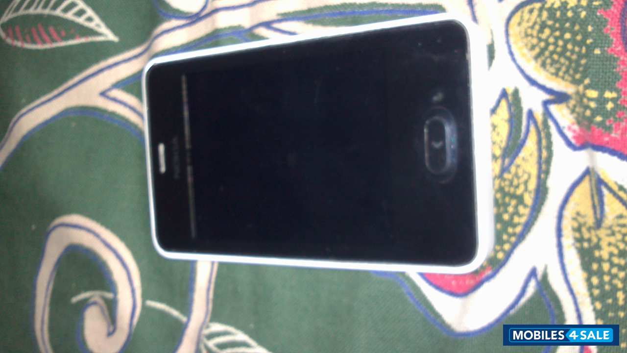 White Nokia Asha 501