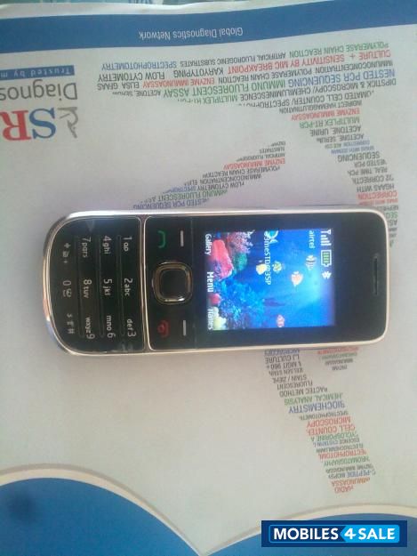 Bleck Nokia 2700c