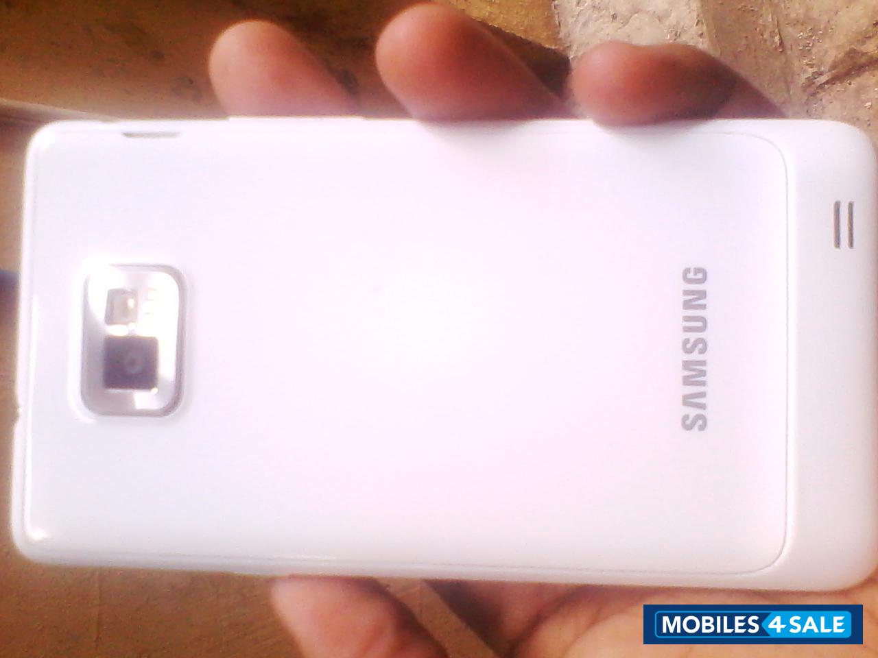 White Samsung Galaxy S2