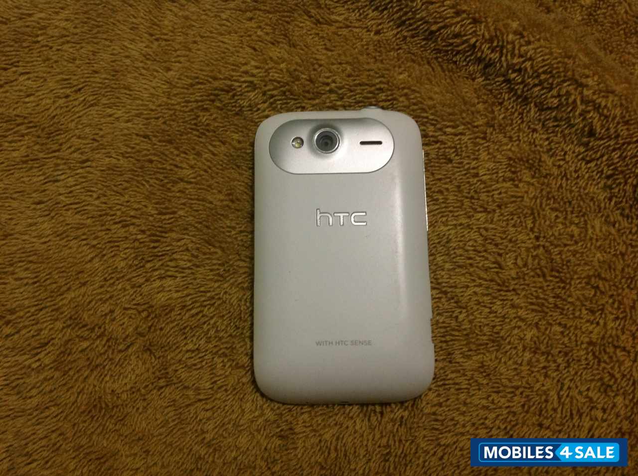 White HTC Wildfire S