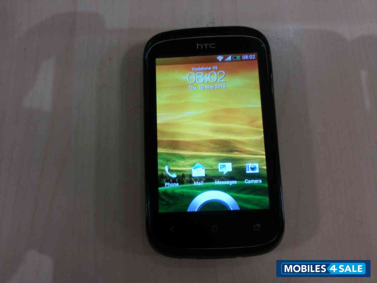 Black HTC Desire C